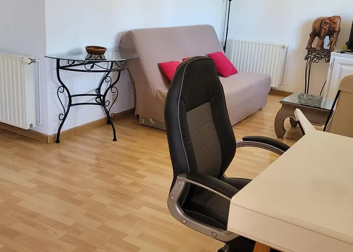 Appartement Dans Une Villa Au Coeur De La Provence